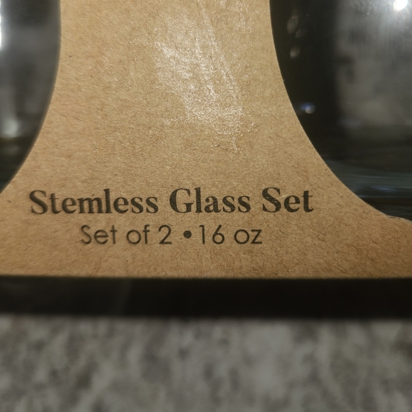 Mr. And Mrs. Stemless Glass Set of 2.      16 oz - Picture 2 of 2